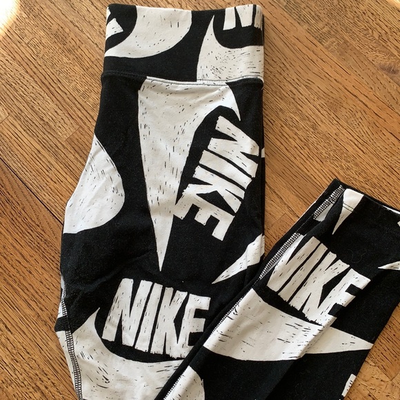 Nike Pants - Nike Logo Leggings